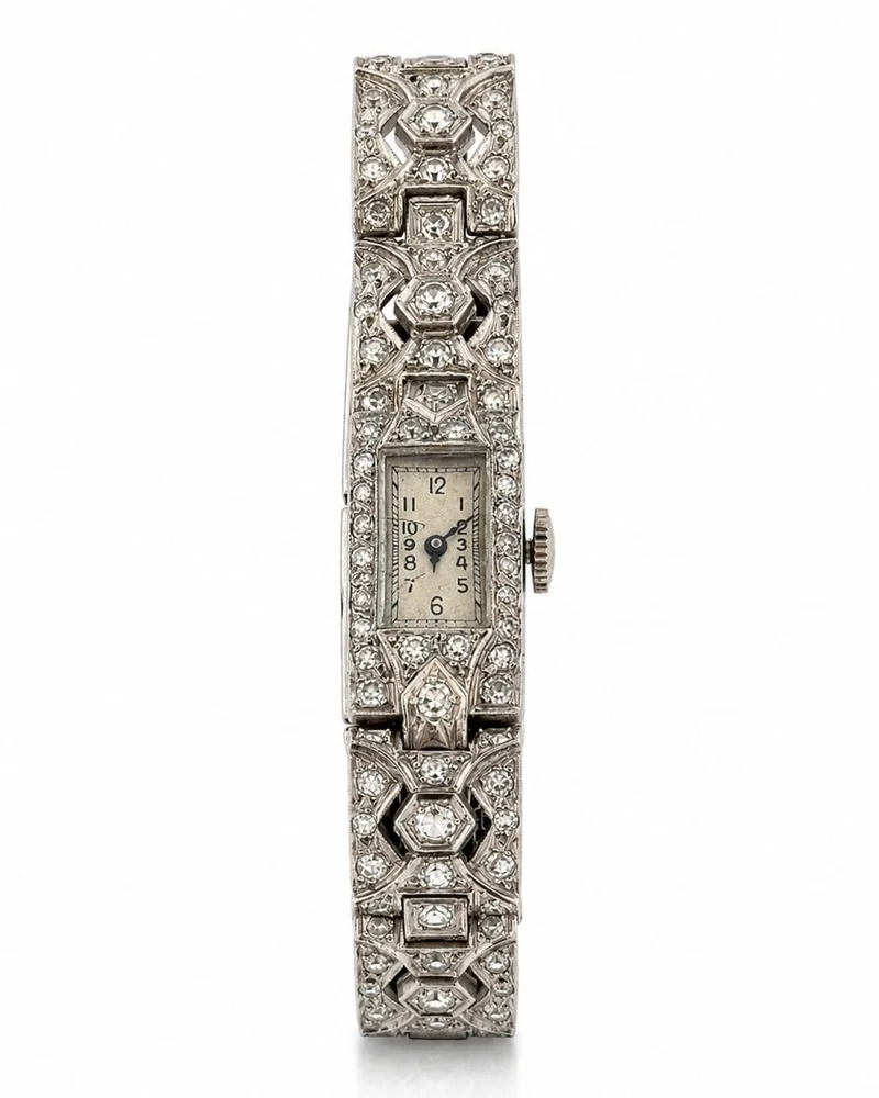 Art Deco - Watch in platinum and diamonds