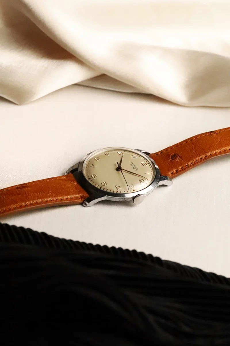 Universal Genève - Watch caliber 267 circa 1958