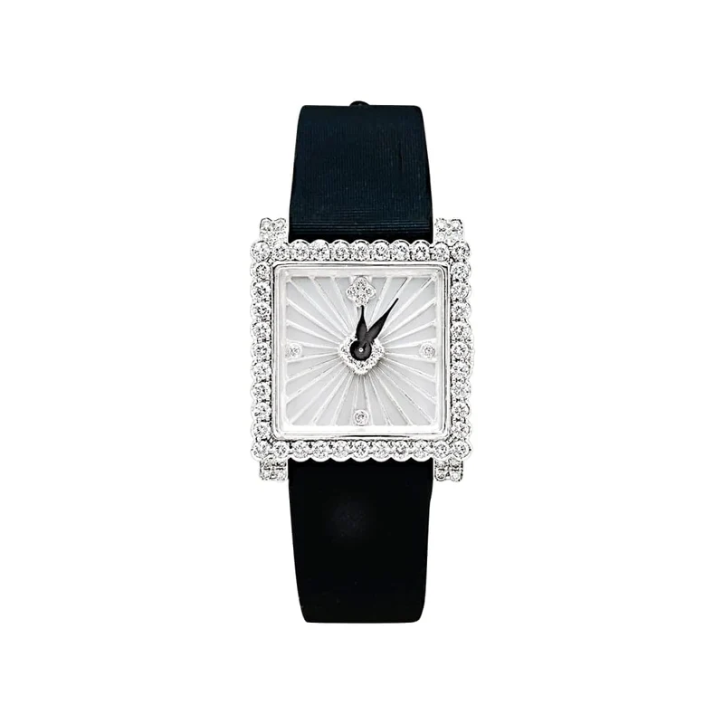 Buccellati watch, "Venuschron", white gold, diamonds.
