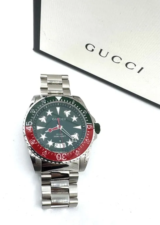 Gucci Dive - Men's Diving Watch 136.2 Quartz