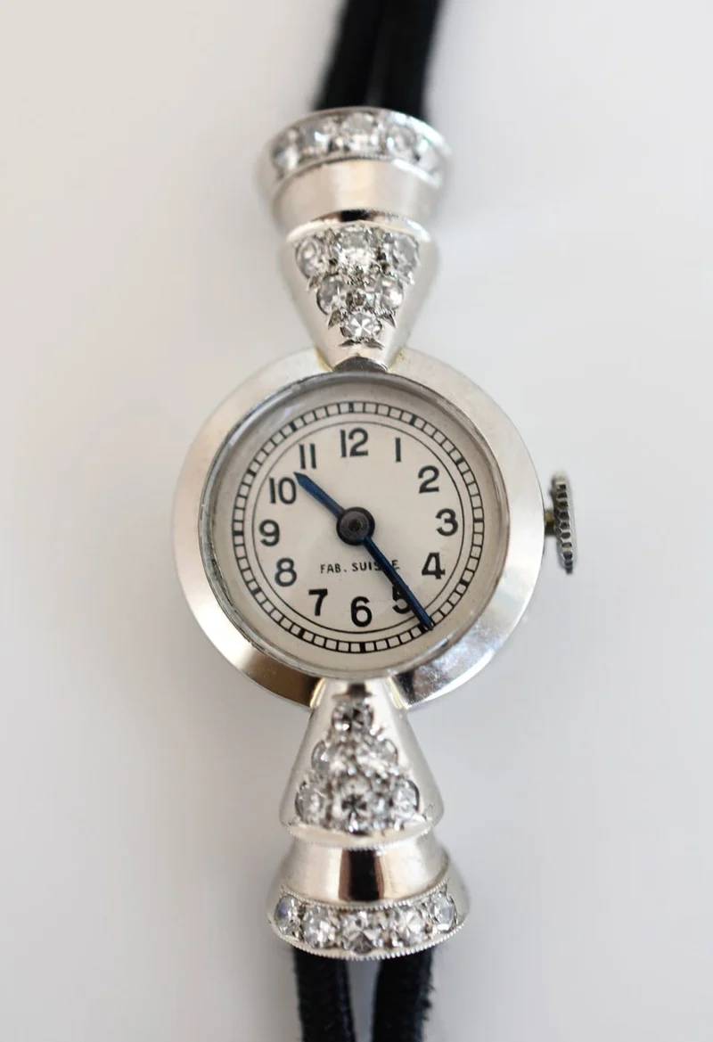 Jewelry watch Art Deco - Ladies' watch in platinum 950 and diamonds