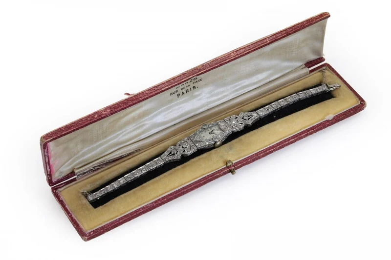 Watch Art Deco in platinum and diamonds