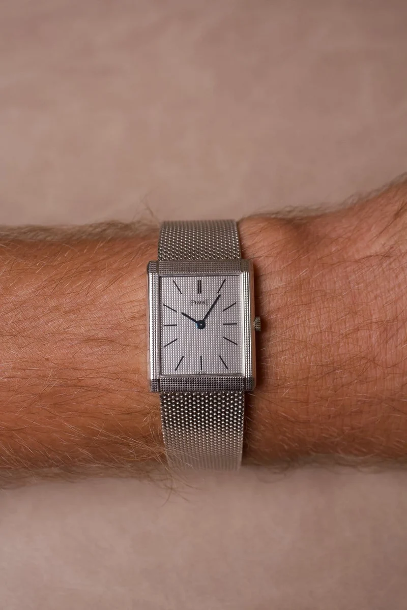 Piaget Tank - Ultra-thin white gold watch Clous de Paris