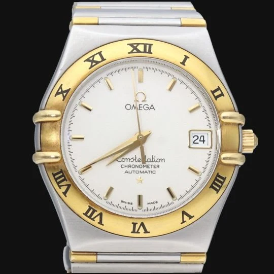 Omega Constellation - 35 mm automatic watch in yellow gold and steel